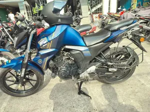 ইয়ামাহা এফজেডএস ভি২ ২০২৩ নীল