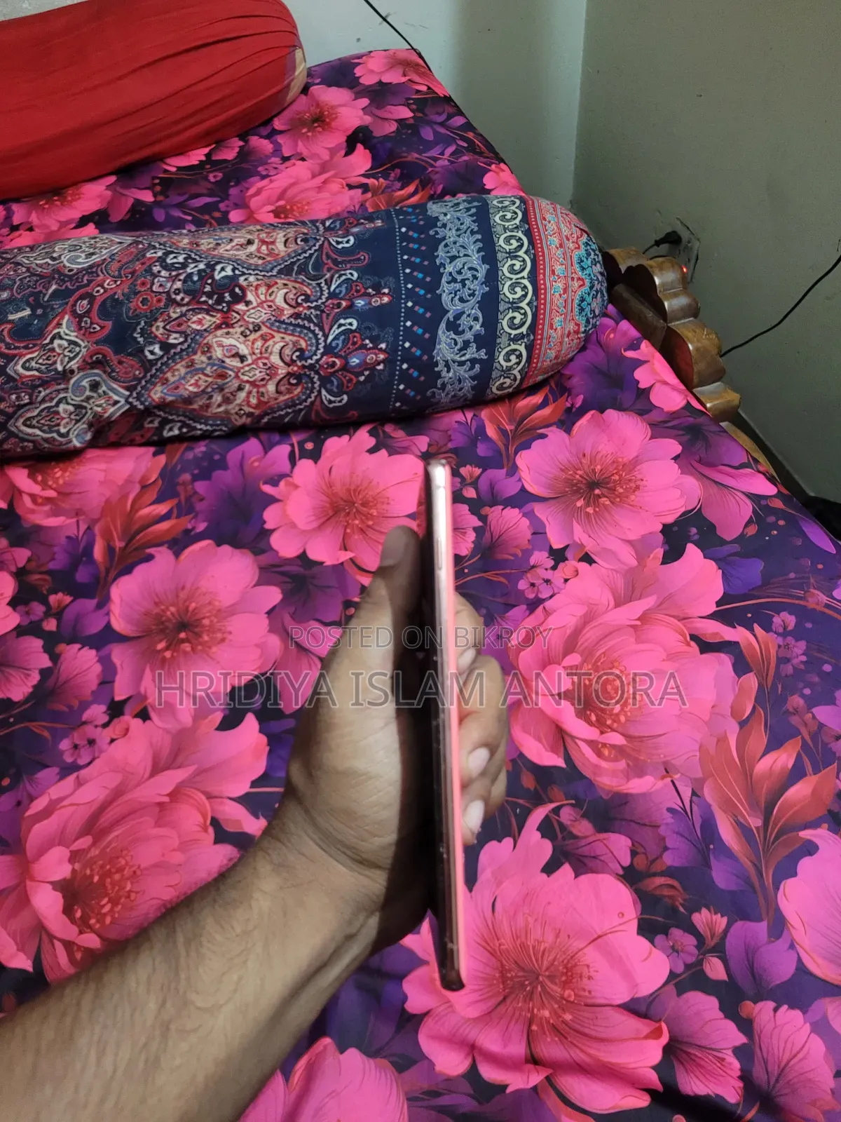 স্যামসাং গ্যালাক্সি এস১০ ১২৮ জিবি রোজ গোল্ড
