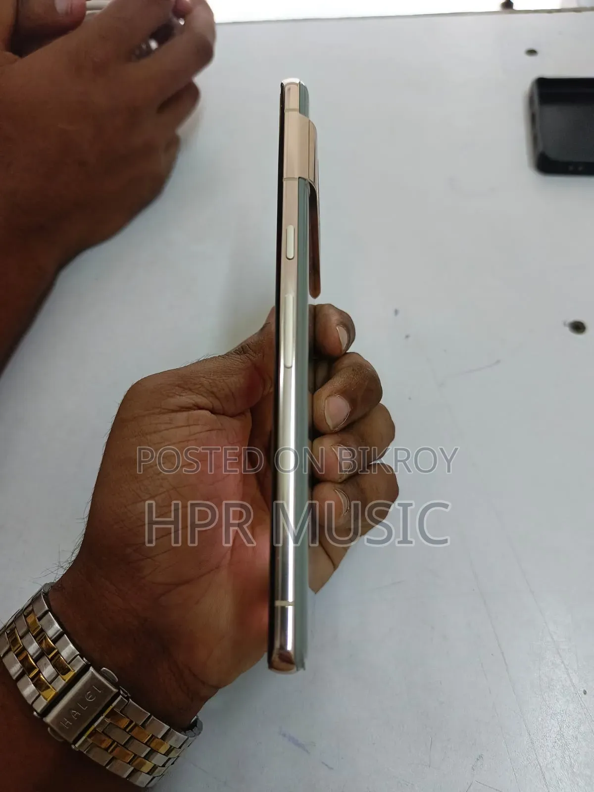 গুগল পিক্সেল ৭ প্রো ২৫৬ জিবি নীল