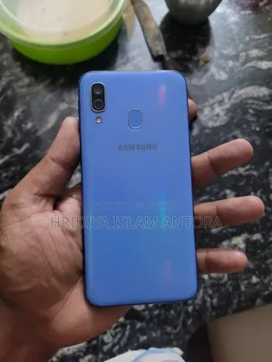 স্যামসাং গ্যালাক্সি এ৪০ ১২৮ জিবি ব্লু