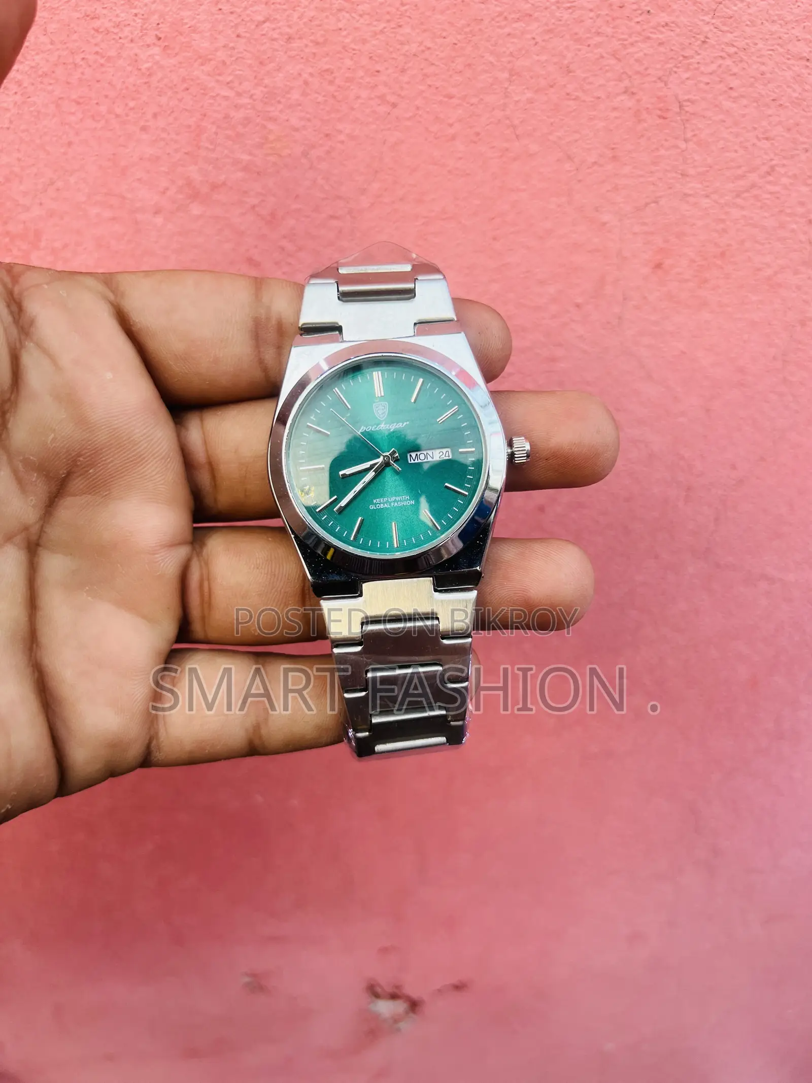 💚 Elegant Green Dial Watch – Classy & Trendy