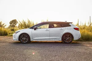 Toyota Corolla Touring WxB 2021 White