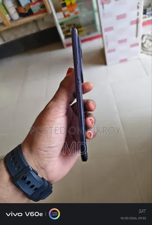 Vivo T4R 256 GB Blue