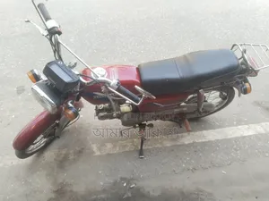 Honda 1993 Red
