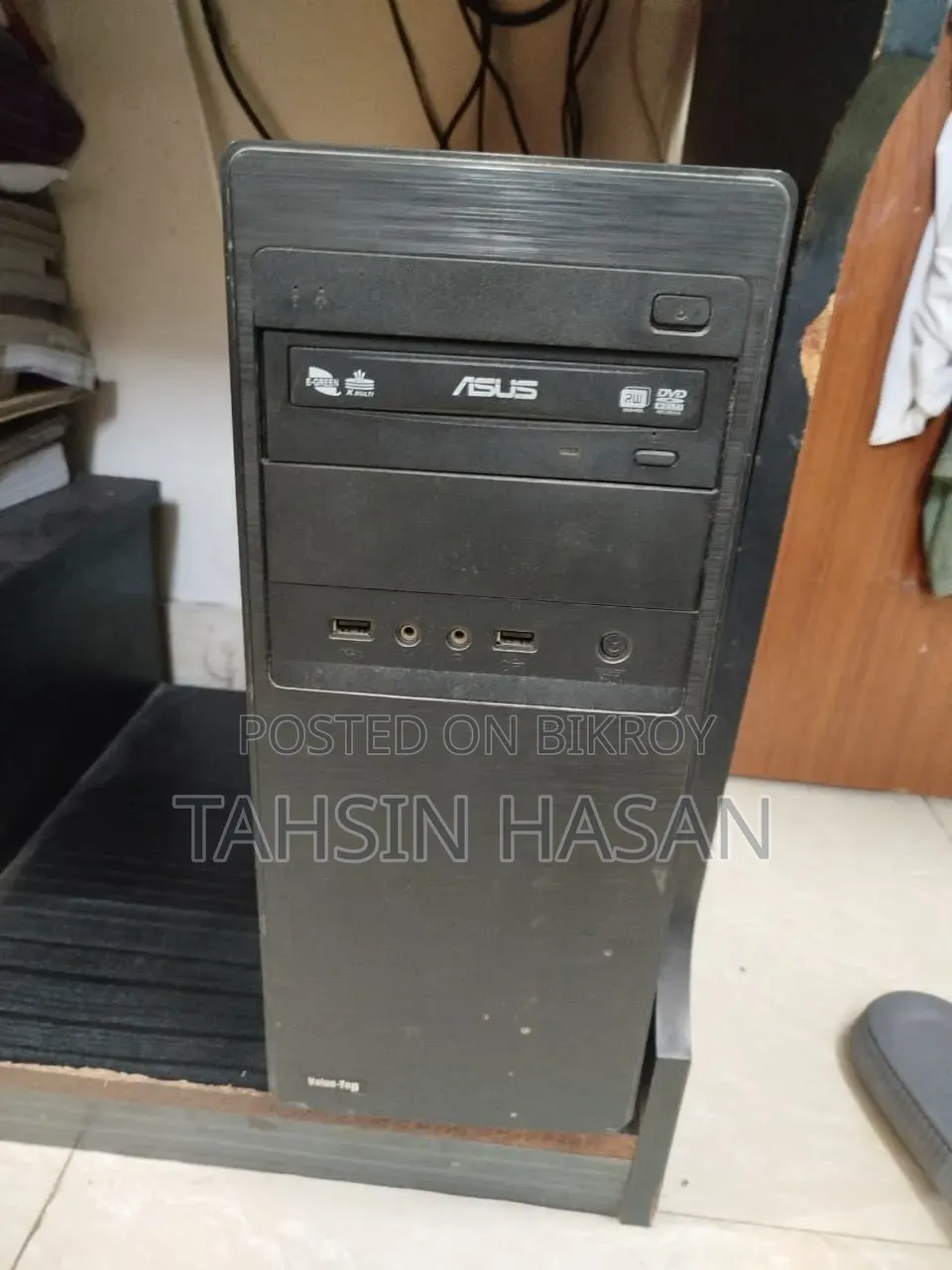 ডেস্কটপ কম্পিউটার এইচপি প্যাভিলিয়ন ২৪ ৪জিবি ইন্টেল কোর আই৩ এসএসডি ১টি