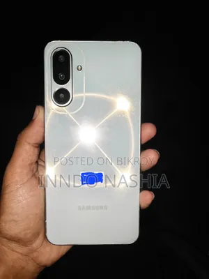 Samsung Galaxy M36 5G 128 GB White