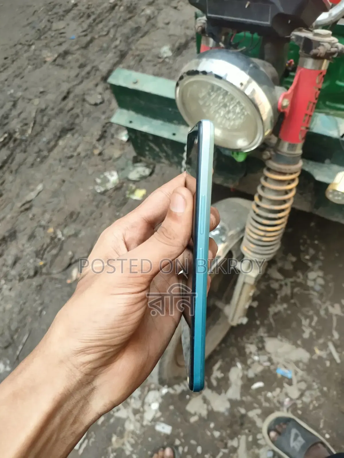 Itel Vision 5 64 GB Graphite