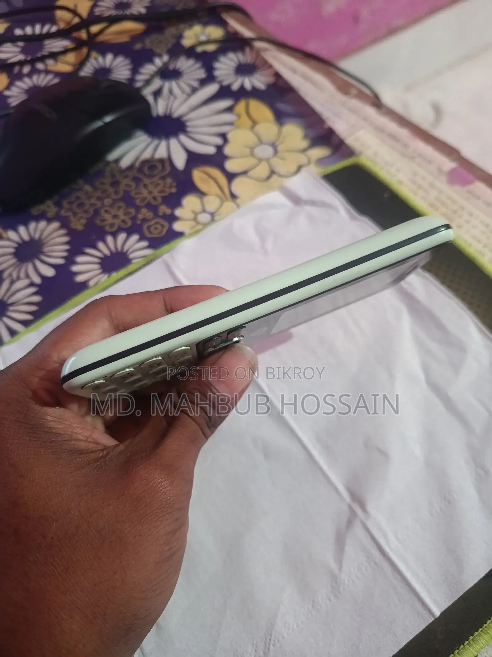 Itel it5200 Gray