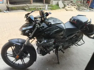 হিরো এক্সট্রিম ১২৫আর ২০২৬ ব্ল্যাক