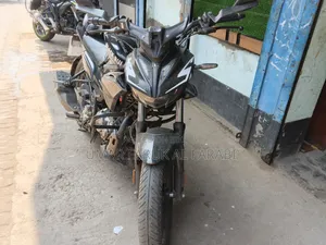 হিরো এক্সট্রিম ১২৫আর ২০২৬ ব্ল্যাক