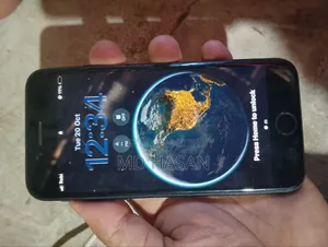 অ্যাপল আইফোন এসই (২০২০) ৬৪ জিবি কালো