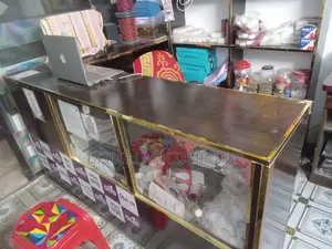 দোকানের আসবাবপত্র বিক্রি হবে