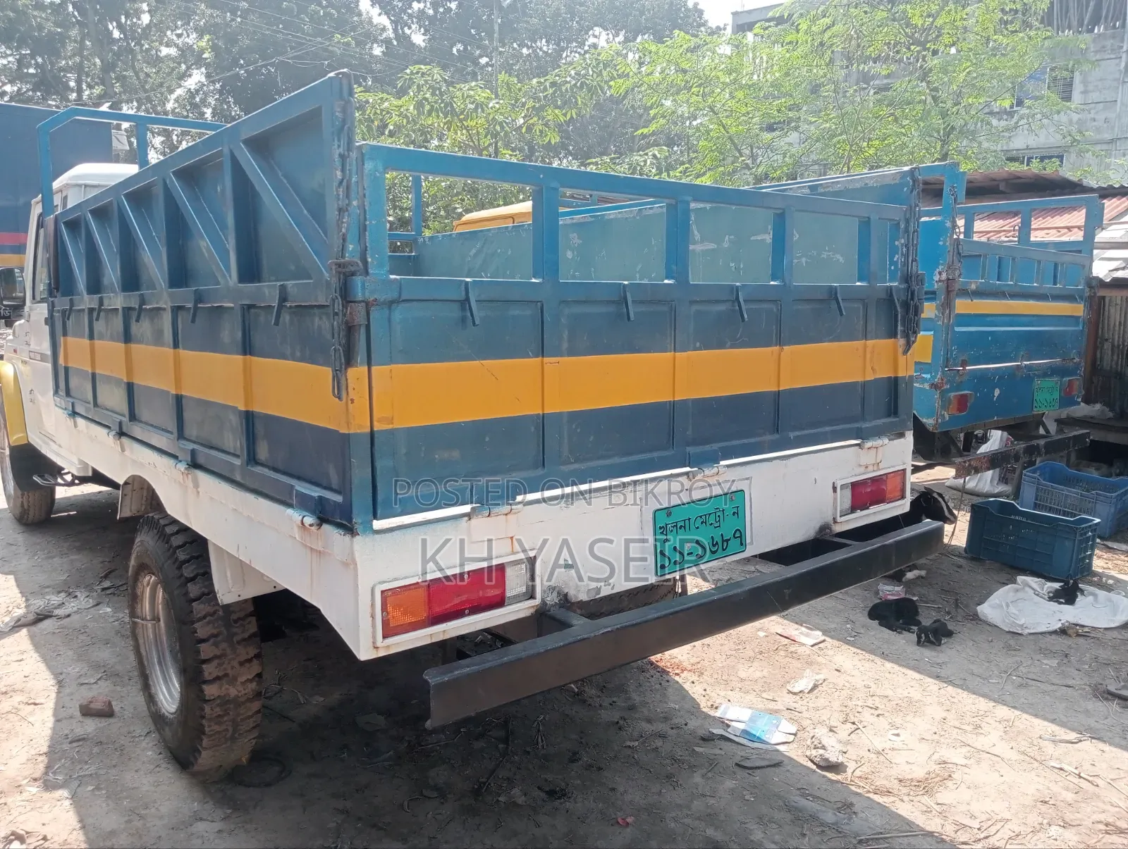 ফ্রেশ কন্ডিশনের গাড়ি