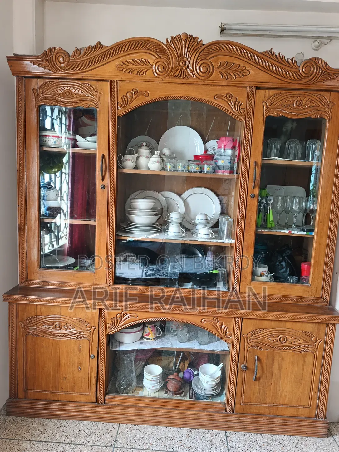 সেগুন কাঠের সুকেশ