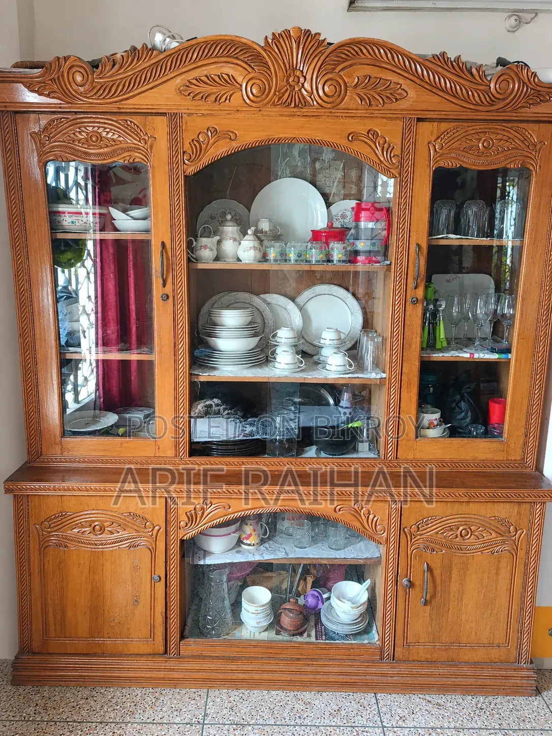 সেগুন কাঠের সুকেশ