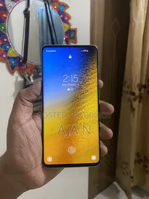 স্যামসাং গ্যালাক্সি এস১০ ১২৮ জিবি নীল