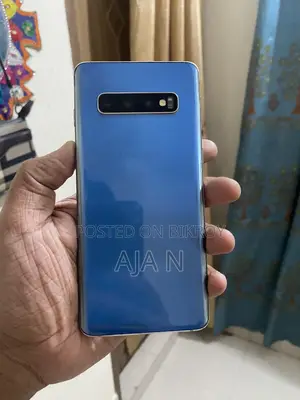 Samsung Galaxy S10 128 GB Blue