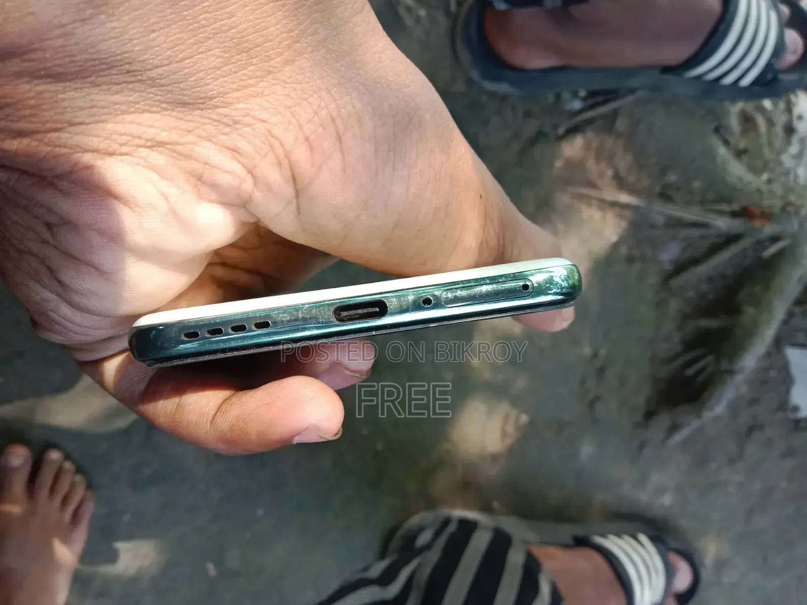 রিয়েলমি ১৪ প্রো প্লাস ২৫৬ জিবি