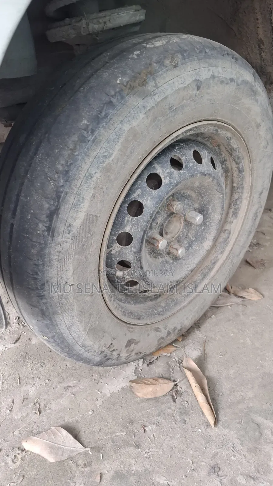 টয়োটা করোল্লা ১৯৯৭ সাদা