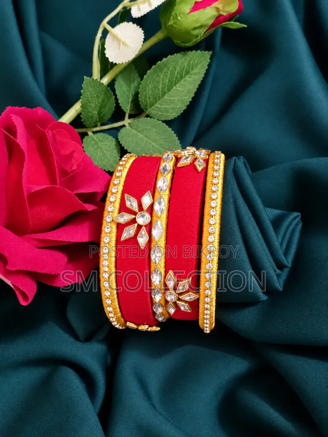 হ্যান্ড মেক চুড়ি
