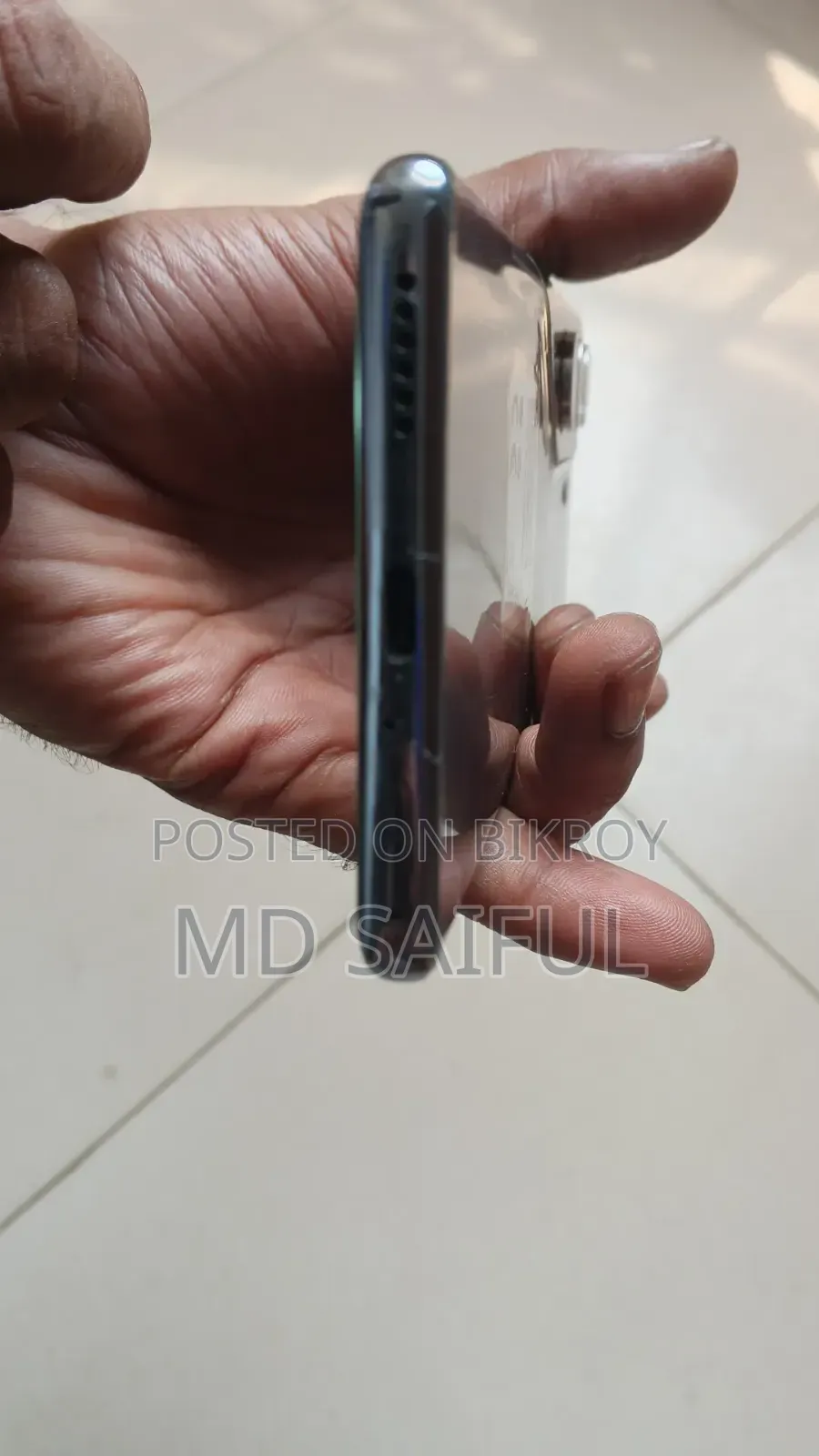 টেকনো ক্যামন ৪০ ২৫৬ জিবি কালো