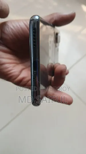 টেকনো ক্যামন ৪০ ২৫৬ জিবি কালো
