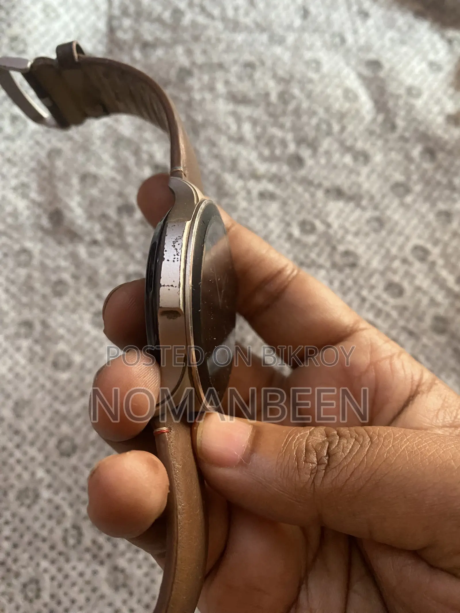 ঘূর্ণায়মান ক্রাউন এবং ৭ থেকে ৮ দিনের ব্যাকআপসহ অ্যামেজফিট জিটিআর ৪