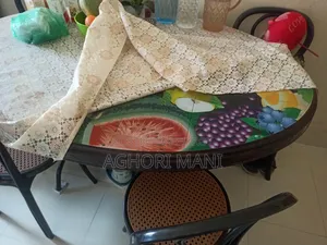 ডায়নিং টেবিল