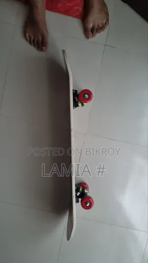 স্কেটবোর্ড