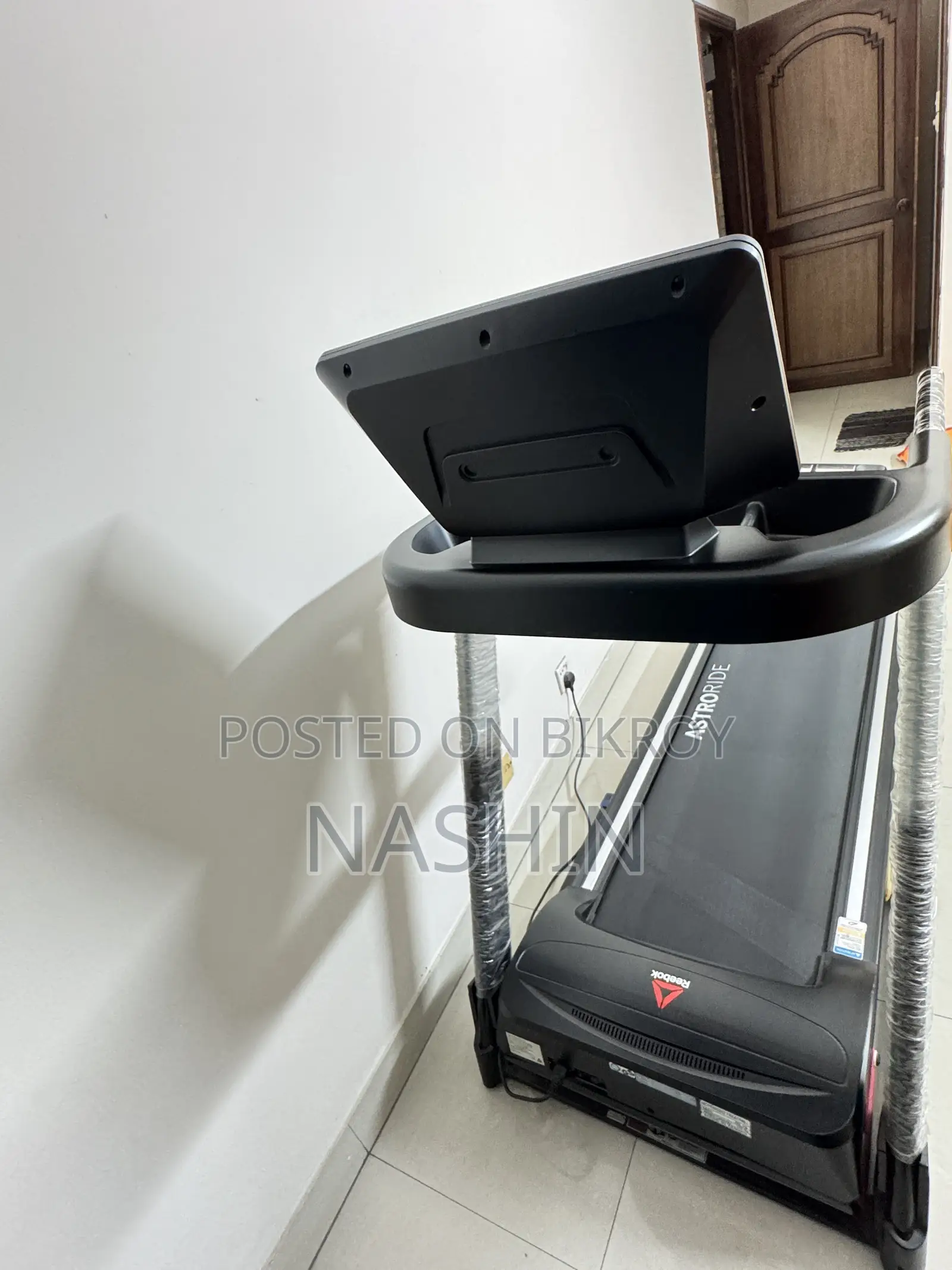 Reebok ASTRORIDE A4.0 Treadmill