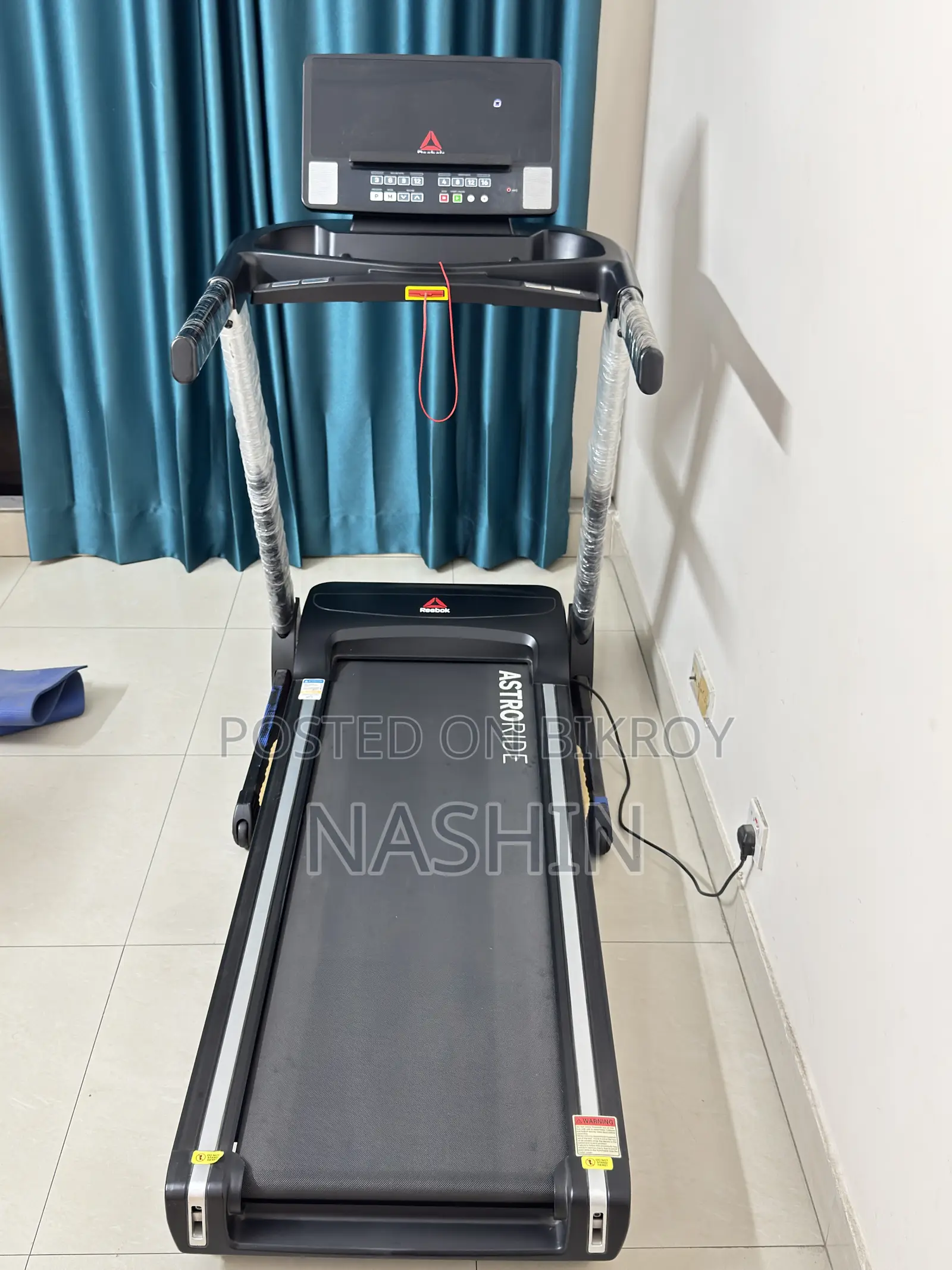 Reebok ASTRORIDE A4.0 Treadmill