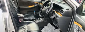 Toyota Corolla Sedan 2005 Silver