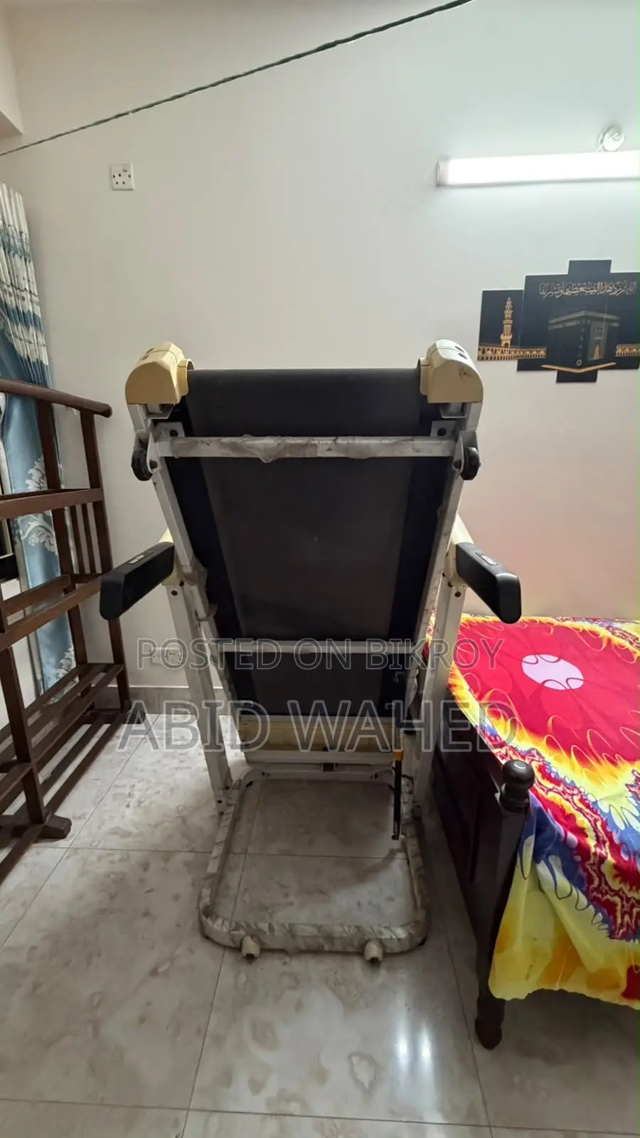 শাইনিং স্টারস ব্র্যান্ডের জিনিয়াস ২৪২১ মডেলের ট্রেডমিল।