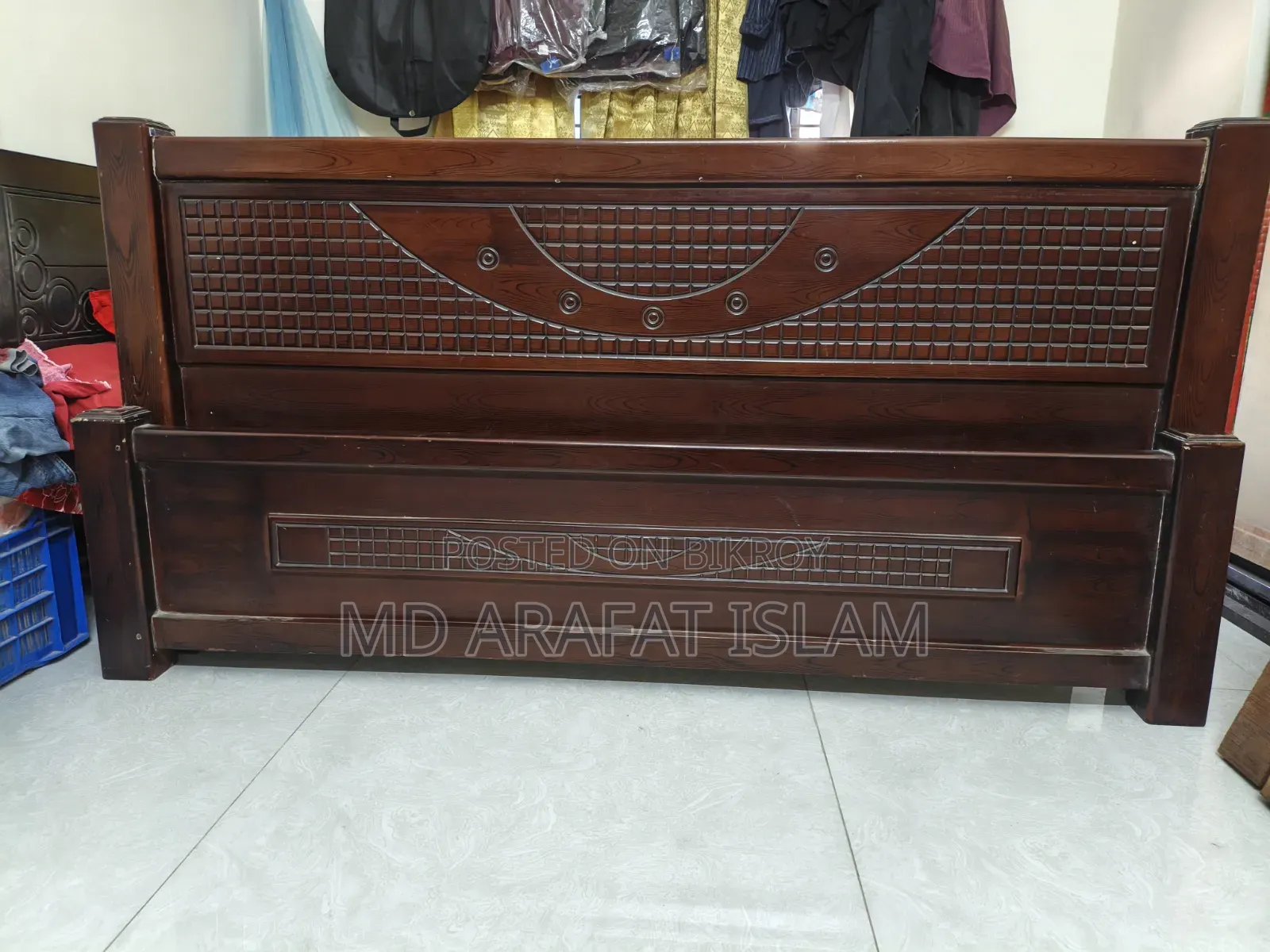 5x7 Feet Designed Bed for Sale