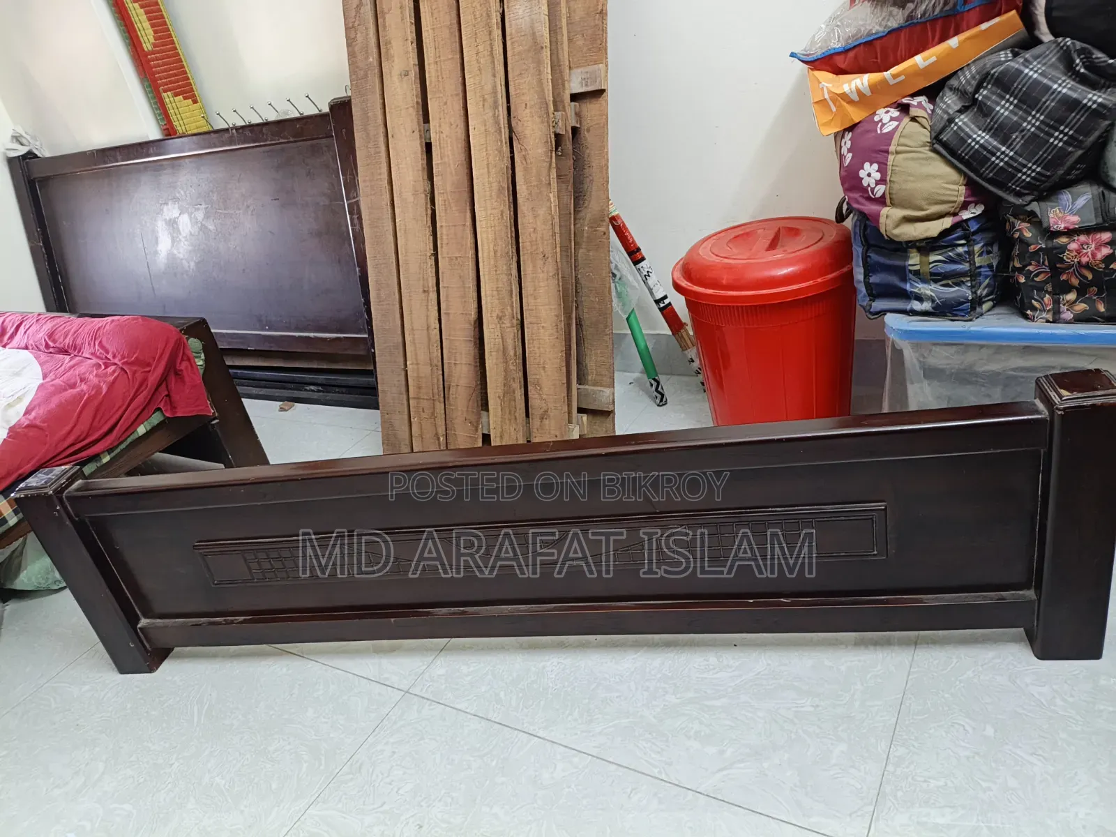 5x7 Feet Designed Bed for Sale