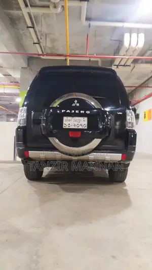 Mitsubishi Pajero Sport 2009 Black
