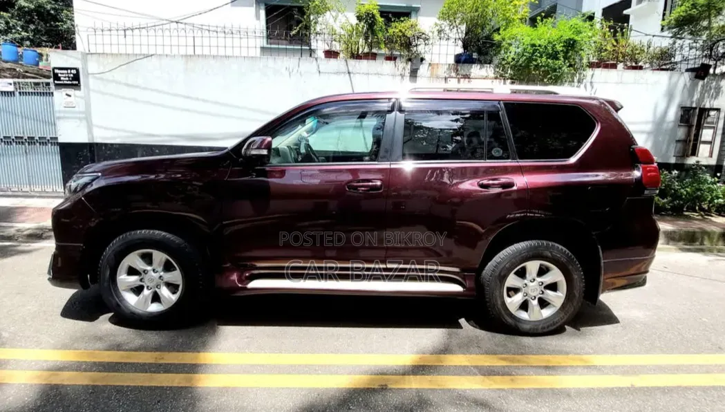 Toyota Land Cruiser Prado 2.7 i 2011 Maroon