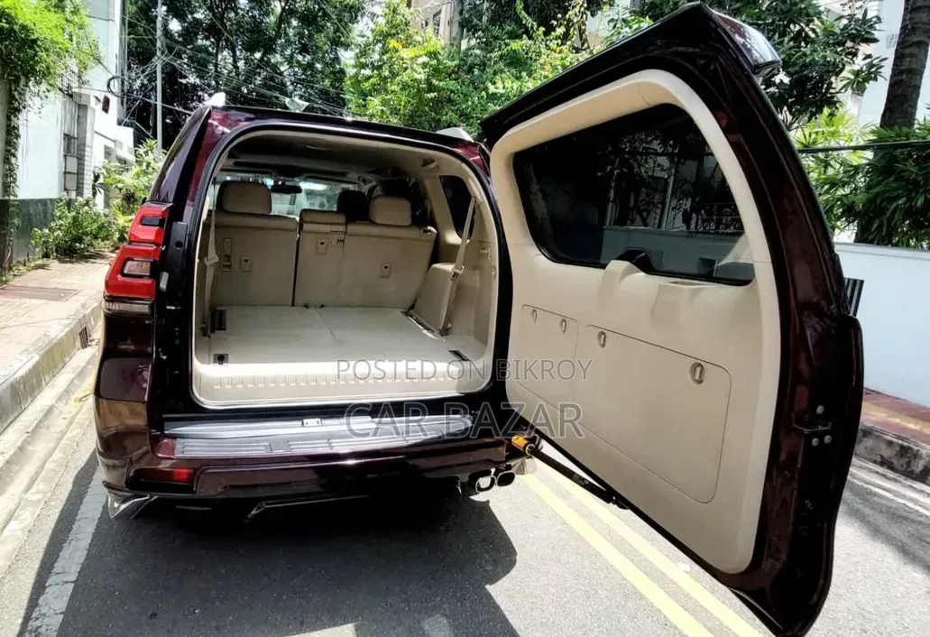 Toyota Land Cruiser Prado 2.7 i 2011 Maroon