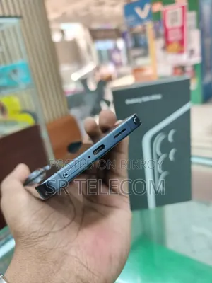 স্যামসাং গ্যালাক্সি এস২৬ আল্ট্রা ৫জি ২৫৬ জিবি ব্ল্যাক