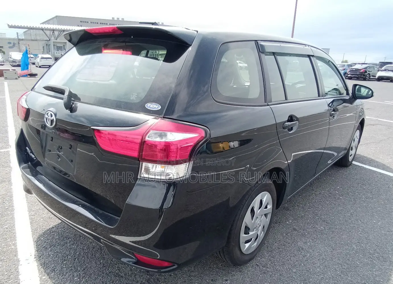 Toyota Corolla Fielder 1.5 Petrol Front-Wheel Drive 2021 Black