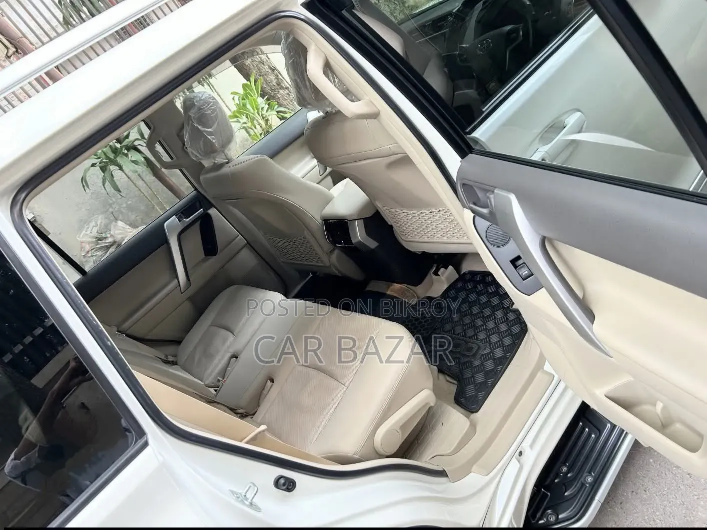 Toyota Land Cruiser Prado 2.7 2020 Pearl