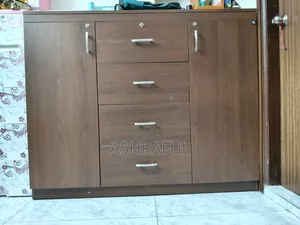 Wardrobe Regal & RFL