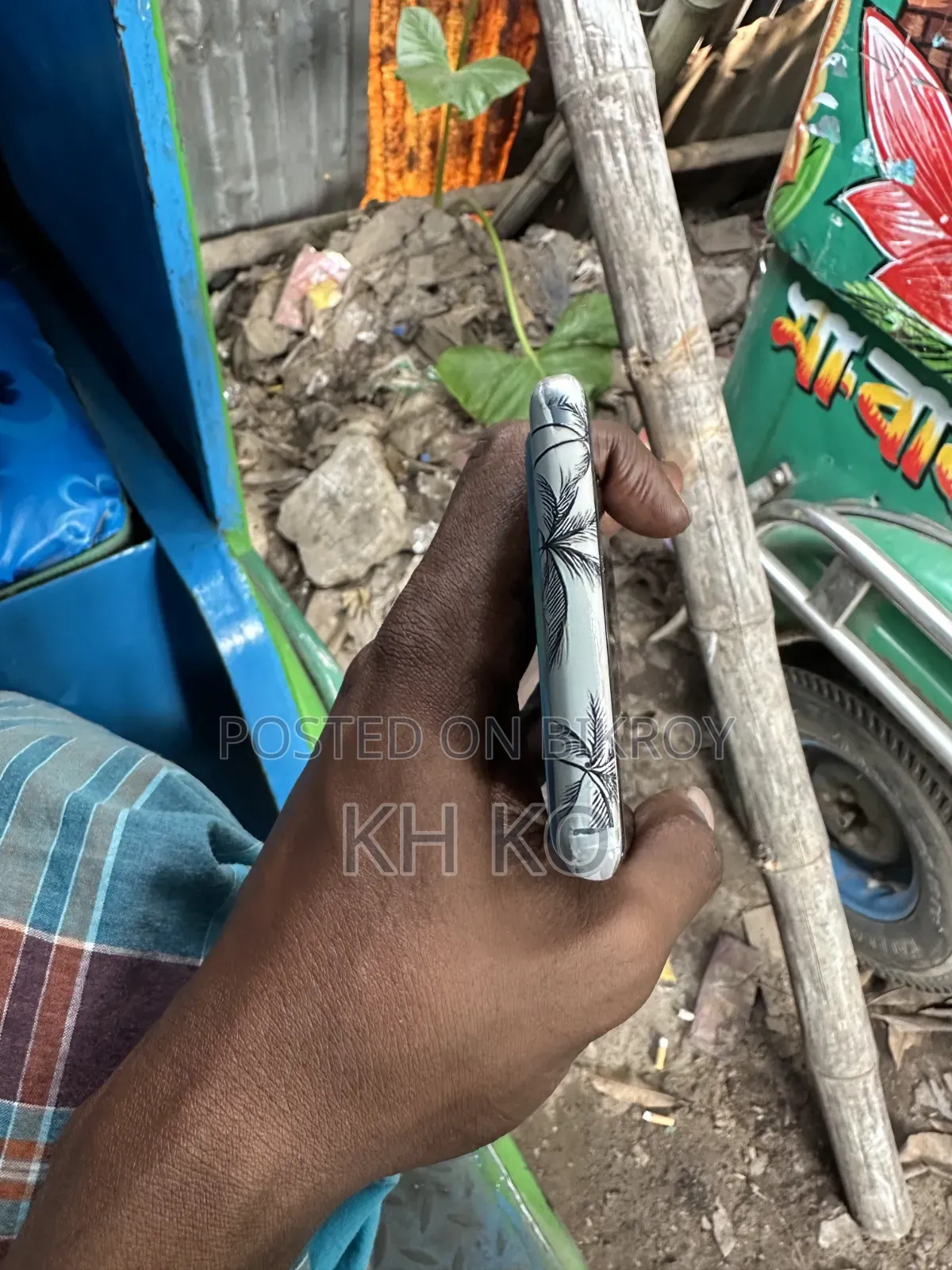 গুগল পিক্সেল ৬ প্রো ১২৮ জিবি হোয়াইট
