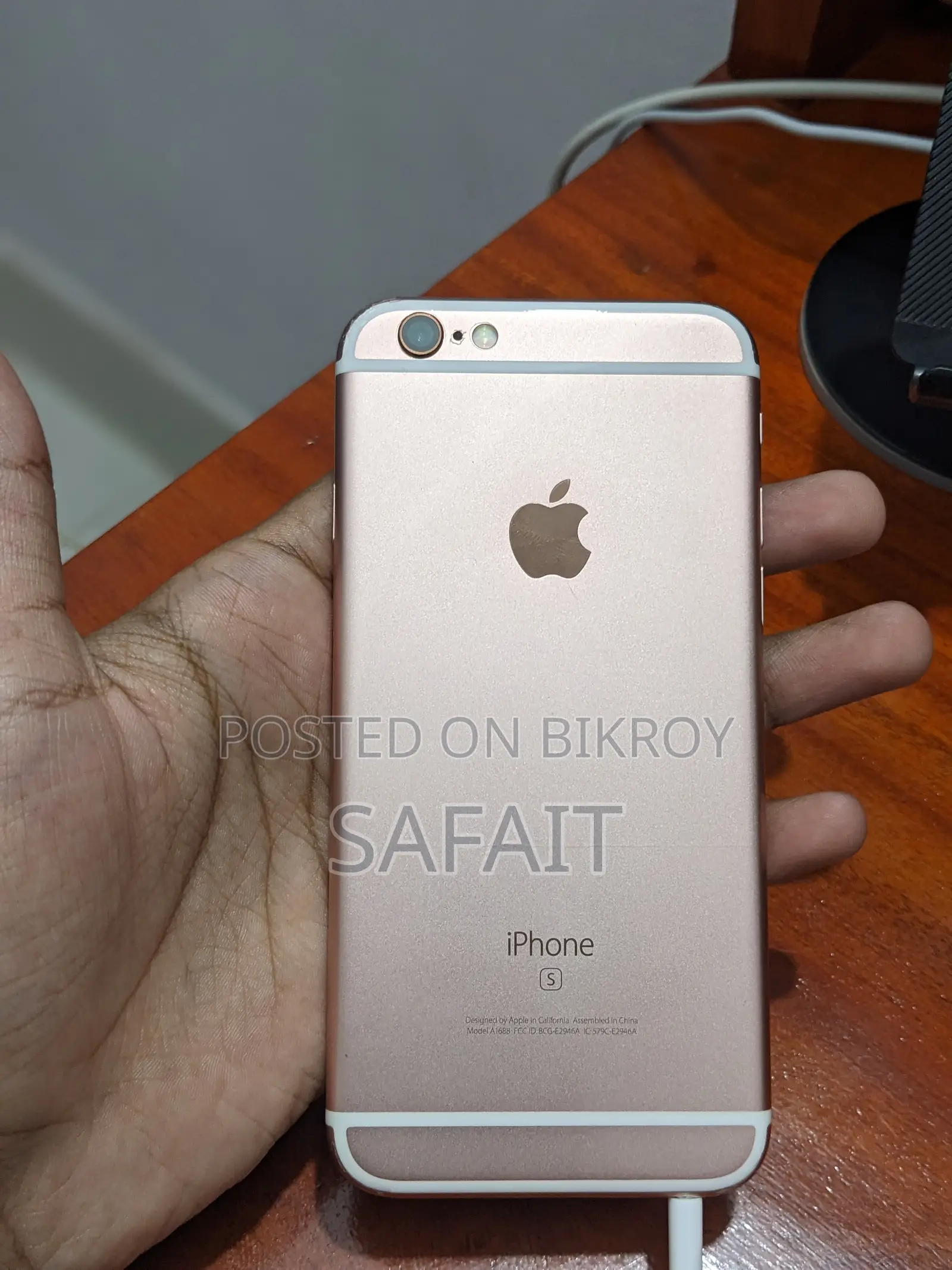New Apple iPhone 6s 64 GB Rose Gold