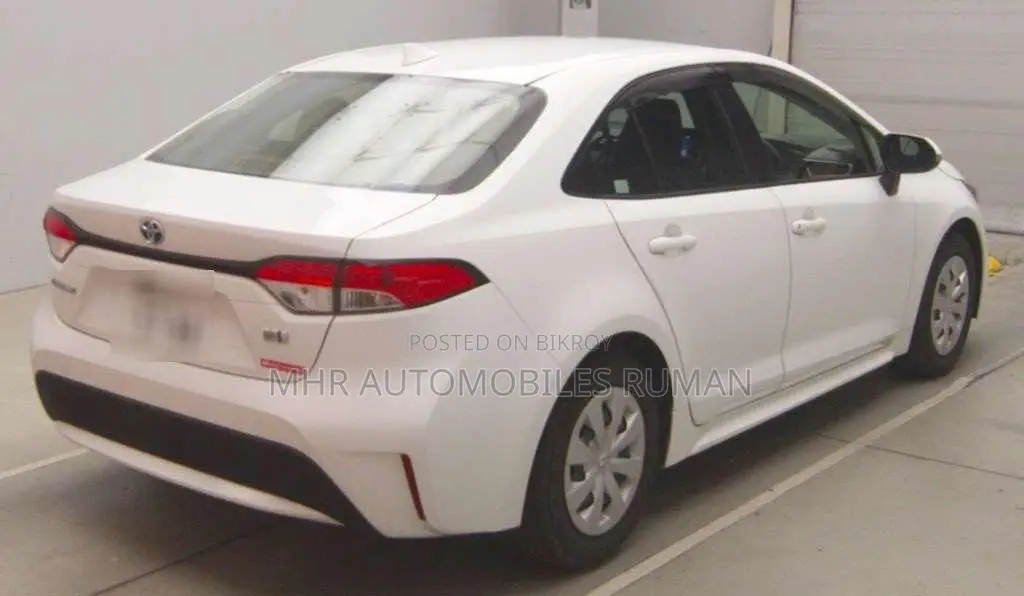 Toyota Corolla 2021 White