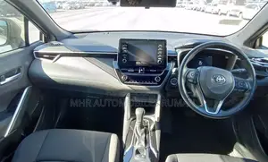 টয়োটা করোলা ক্রস ১.৮ হাইব্রিড এফডব্লিউডি ২০২২ গোল্ড