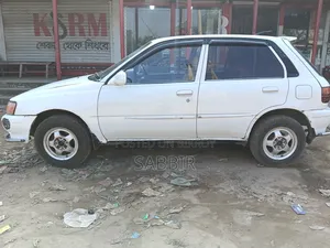 টয়োটা স্টারলেট ১.৩ ১৯৯০ সাদা