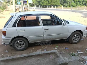 টয়োটা স্টারলেট ১.৩ ১৯৯০ সাদা