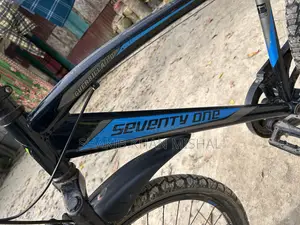 একটি সাইকেল বিক্রি করা হবে