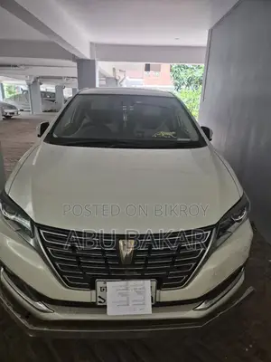 টয়োটা প্রমিও ২০২০ পার্ল